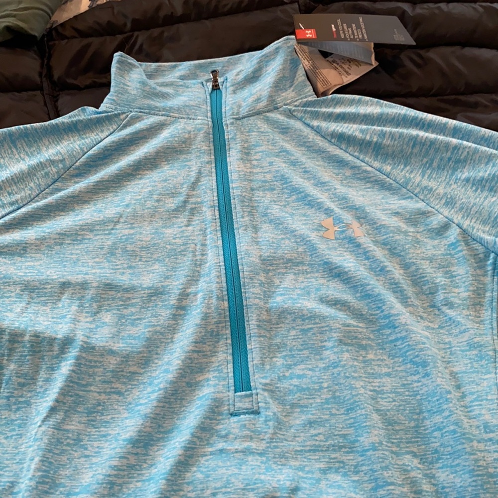 Zip up shirt
